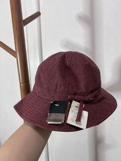 Burgundy MontBlanc Hat