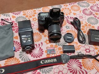 Canon 7d DSLR Camera with Nissin Flash