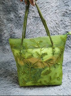 Cherosita Green Floral Zipper Tote Bag