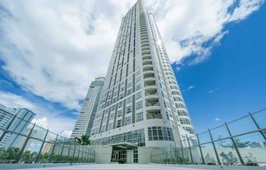 Condo for sale Unit S / 11S, 11/F, West Tower, Twin Oaks Place, Shaw Boulevard, Greenfield District, Brgy. Highway Hills, Mandaluyong City