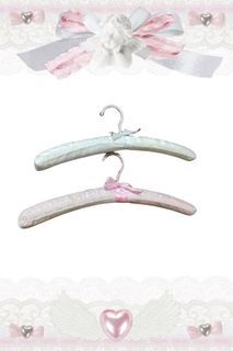 Coquette Hanger (white & pink, w/bow)