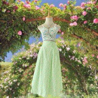 (Category: ) located in . Submitted by lucky_wardrobe (Listing ID 1301205981, Image 1). Description: .