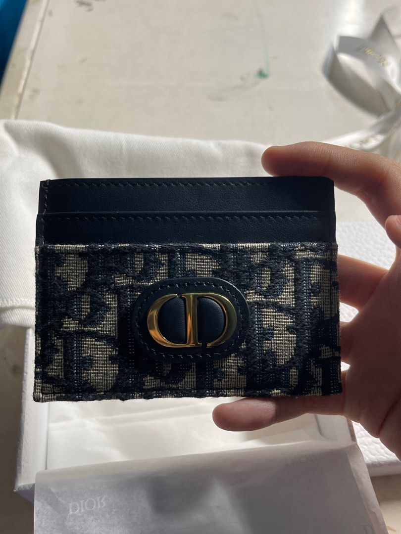 Dior 30 Montaigne Freesia 卡片套, 名牌, 手袋及銀包- Carousell