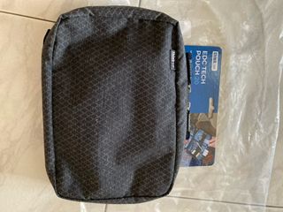 (Category: ) located in . Submitted by clearsales (Listing ID 1301155271, Image 1). Description: .
