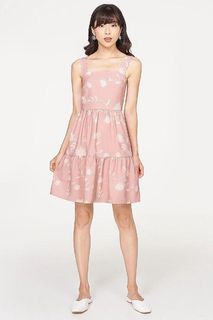 (Category: ) located in . Submitted by itsybitsycloset (Listing ID 1301194895, Image 1). Description: .