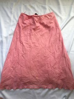 Flowy pink long skirt