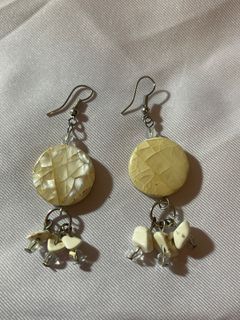 Handmade cream-colored dangling earrings