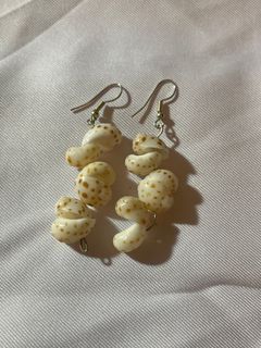 Handmade real shell dangling earrings