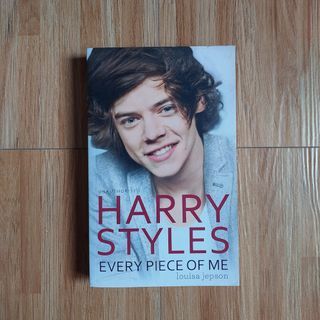 Harry Styles Every Piece of Me Pocket Book Biography