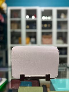 (Category: ) located in . Submitted by closetcompany (Listing ID 1301278511, Image 1). Description: .