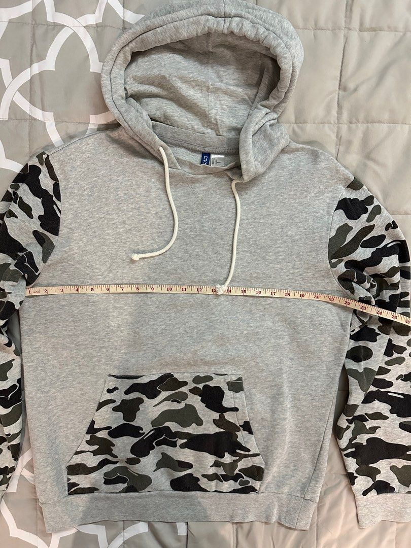 H M Men s jacket camou Men s Fashion Coats Jackets and Outerwear on Carousell