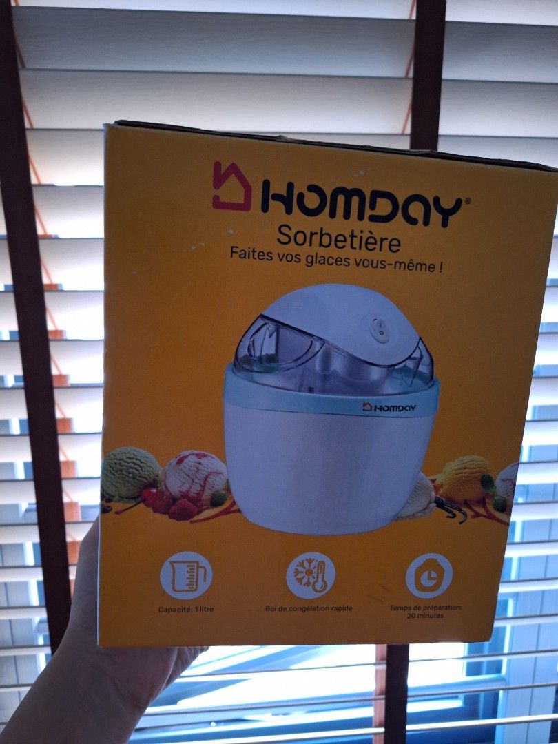 Ice cream maker TV Home Appliances Kitchen Appliances Ice cream Makers on Carousell