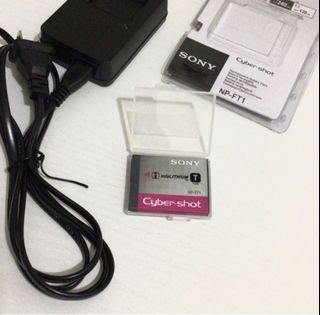 INFO LITHIUM T FOR SONY DIGITAL CAMERA WITH CHARGER