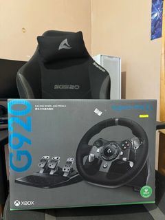 Logitech G920 Racing Wheel And Pedals for Xbox and Pc