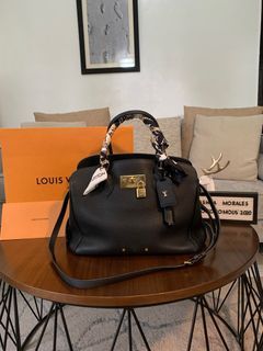 Louis Vuitton Milla Hand Bag/ Cross Body Bag