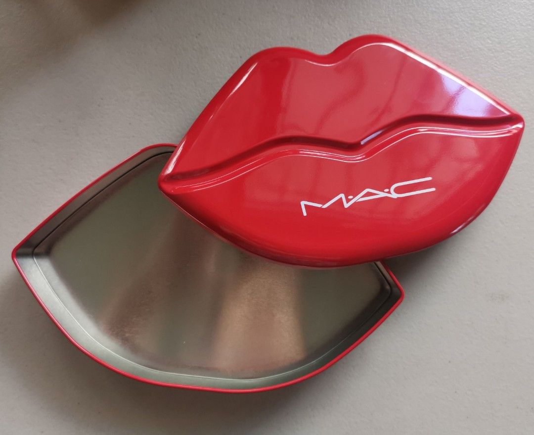 MAC Red Lips Tin container Limited Edition authentic MC BEAUTY (Category: Makeup) located in Muntinlupa City. Submitted by rohanna1007 (Listing ID 1301169757, Image 3). Description: MAC Red Lips Tin container Limited Edition authentic MC BEAUTY CONDITION: Lightly Used (Actually this was never used, it was just transported and got scratched in the process). BRAND and AUTHENTICITY: MAC 100% Authentic We are not affiliated with MAC and the brand’s r
