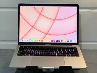 MacBook Pro 2019 16/512 13inch Intel Core i7