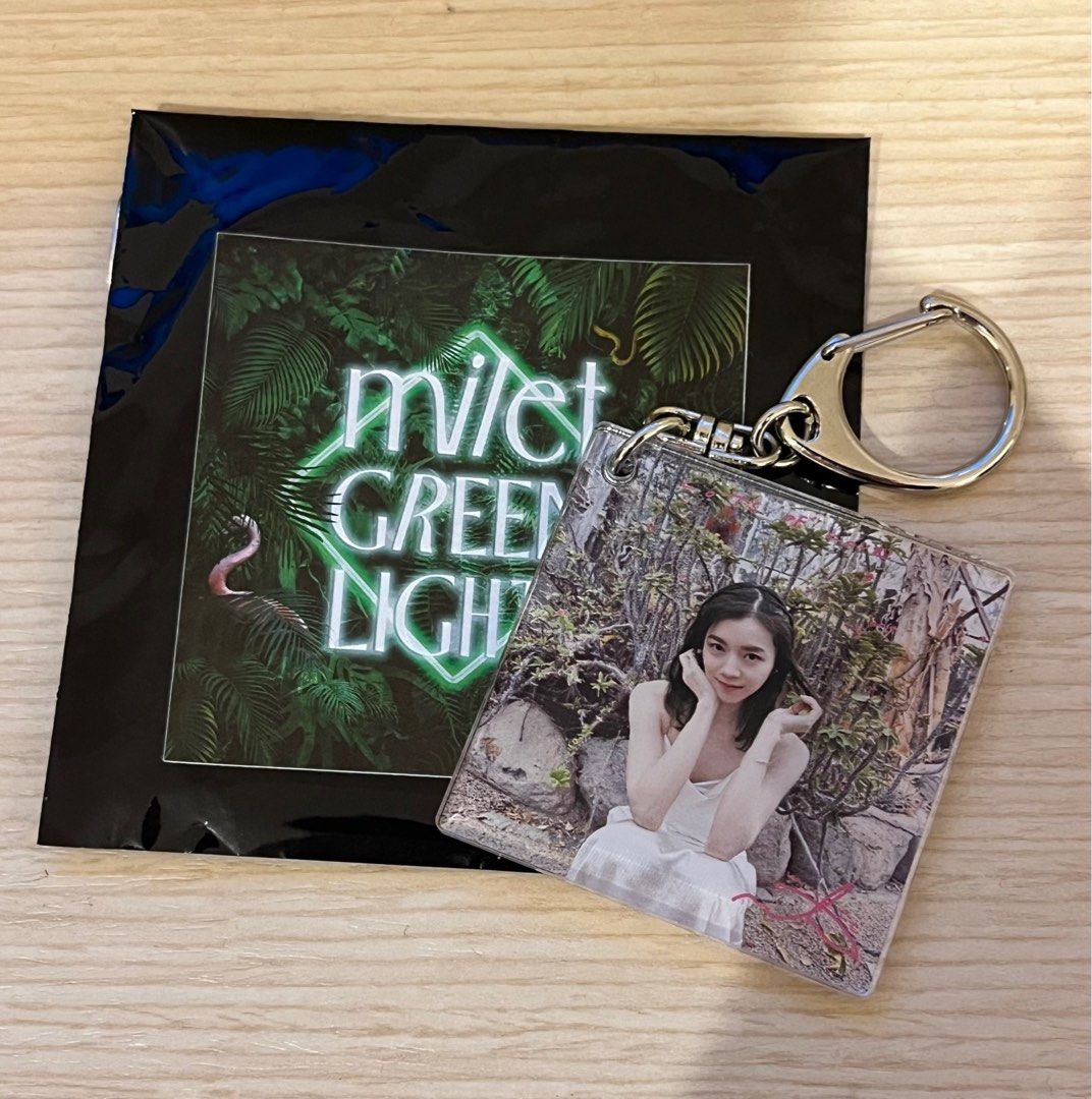 milet キーチェーン　シークレット　GREEN LIGHTS　グッズ　限定 2025年最新】milet キーチェーン シークレットの人気アイテム
