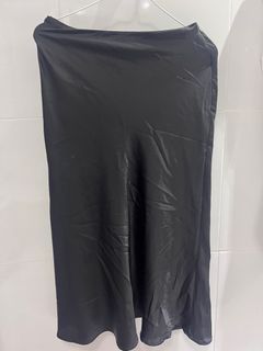 Monki Black Satin Midi Skirt