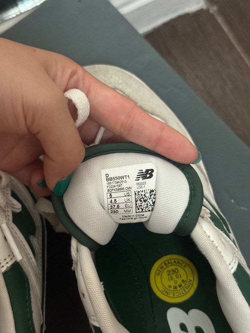 Original New Balance 550 Green White (Category: Sneakers) located in Quezon City. Submitted by k8borja (Listing ID 1301245197, Image 2). Description: The most comfortable shoes I have! - Authentic and barely used - Size 7 women’s / 23cm - Comes with a box.