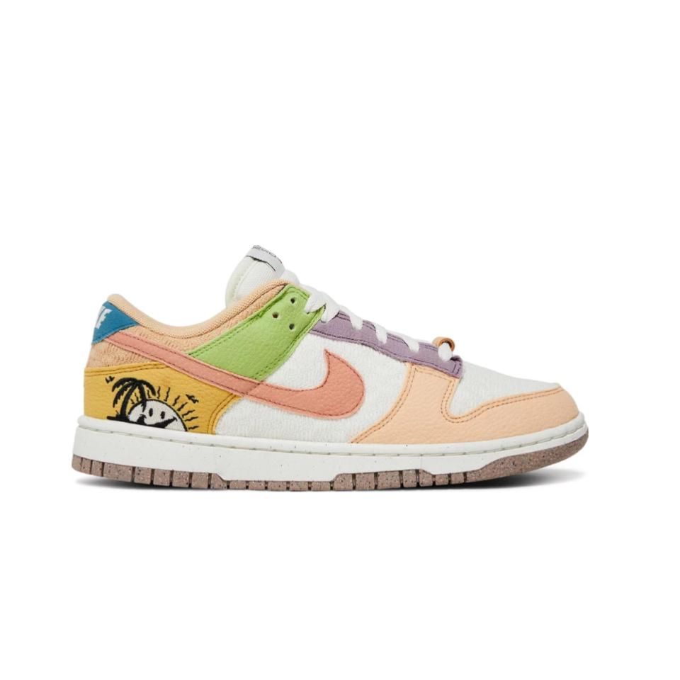 Nike Wmns Dunk Low SE 'Sun Club - Multi-Color'