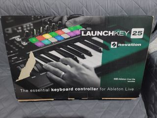 NOVATION MIDI CONTROLLER