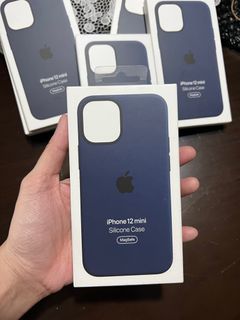 Original Apple Silicone MagSafe Case for iPhone 12 Mini