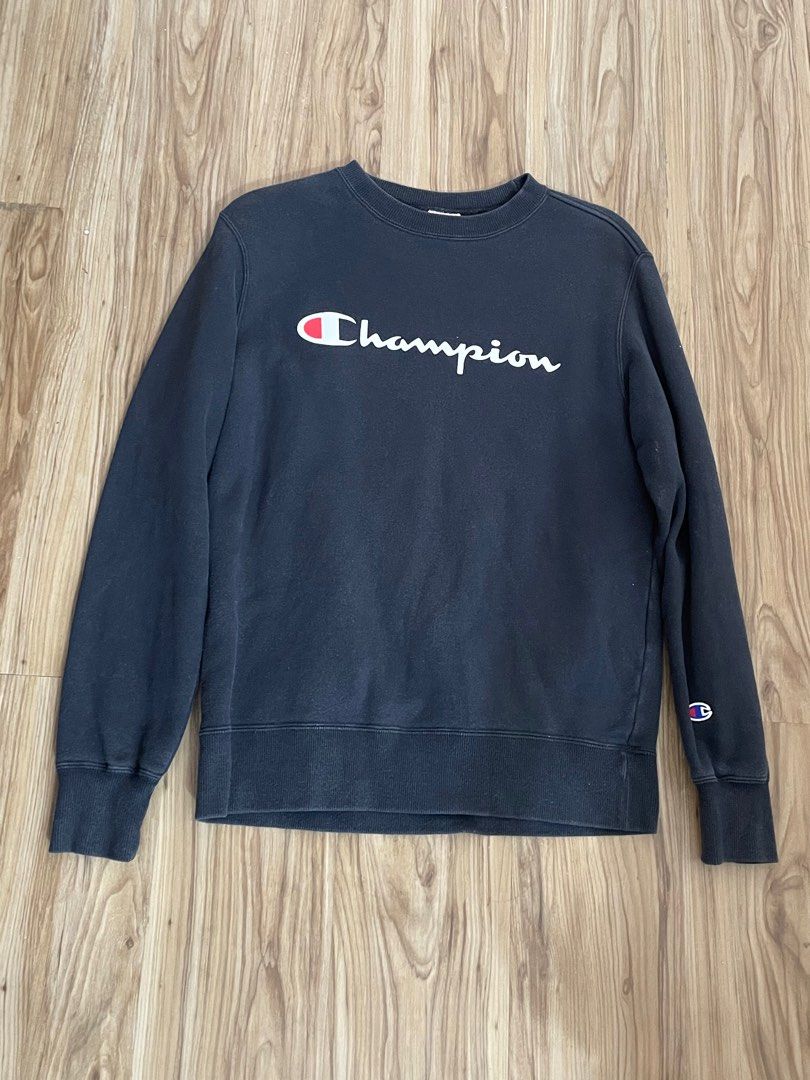 original champion sweater (Category: Longsleeves) located in Rizal. Submitted by esquivel.declutter (Listing ID 1301173737, Image 1). Description: original, bought in japan.