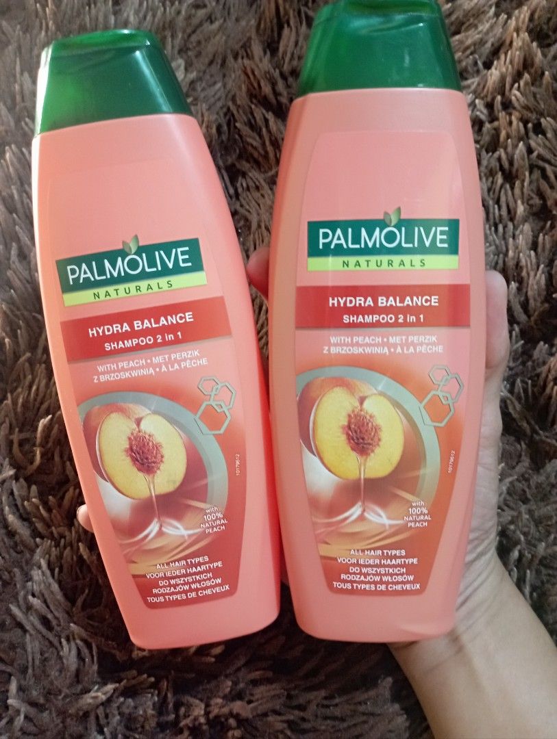 Palmolive Hydra Balanced with Peach Shampoo 350ML (Category: Hair) located in Makati City. Submitted by 8shopwiseonline8 (Listing ID 1301298529, Image 3). Description: Description Palmolive Naturals 2-In-1 Hydra Balance Shampoo is a specially formulated hair care solution that combines the benefits of both shampoo and conditioner in one. Its creamy formula, enriched with 100% natural extracts of Peach and Honey along with Silk Proteins, gently cl