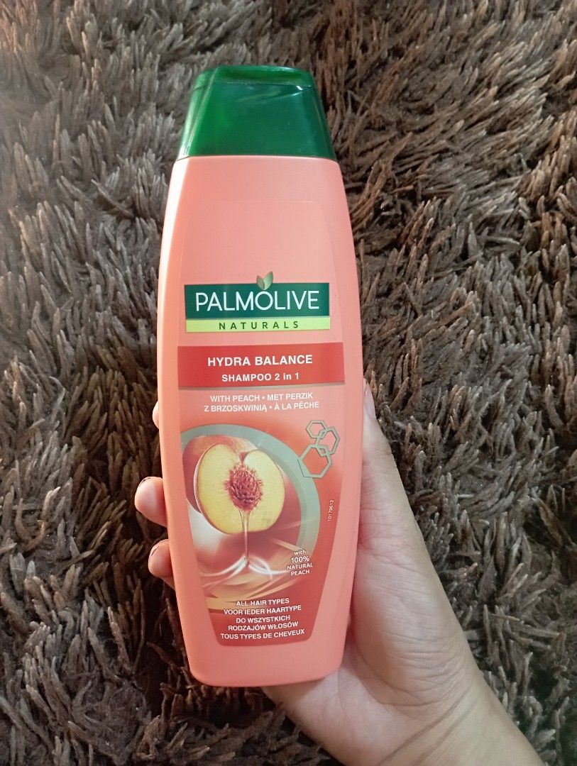 Palmolive Hydra Balanced with Peach Shampoo 350ML (Category: Hair) located in Makati City. Submitted by 8shopwiseonline8 (Listing ID 1301298529, Image 1). Description: Description Palmolive Naturals 2-In-1 Hydra Balance Shampoo is a specially formulated hair care solution that combines the benefits of both shampoo and conditioner in one. Its creamy formula, enriched with 100% natural extracts of Peach and Honey along with Silk Proteins, gently cl