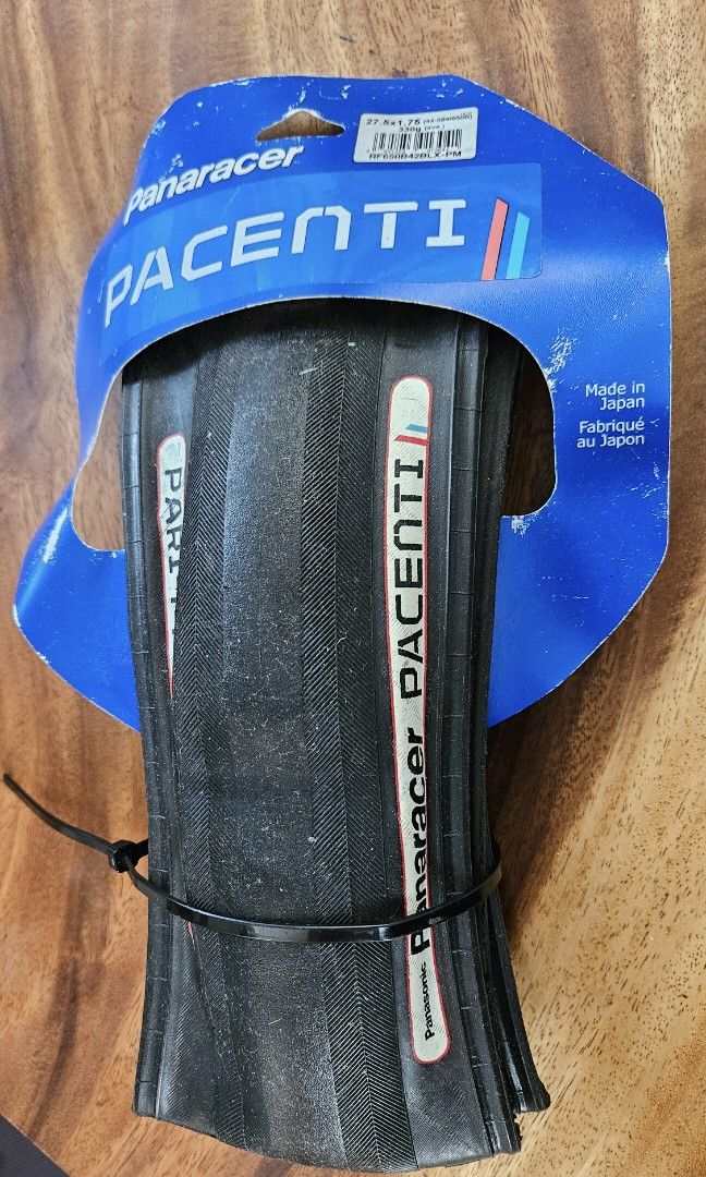 Panaracer Pacenti Pari Moto 27.5 x 1.75 tyre RF650B42BLX PM