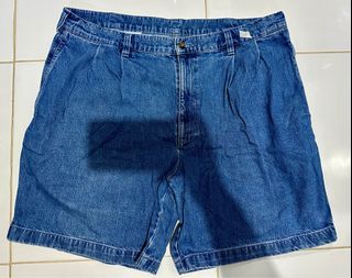 PRELOVED PLUS SIZE MAONG SHORT!! SIZE 36 ON TAG