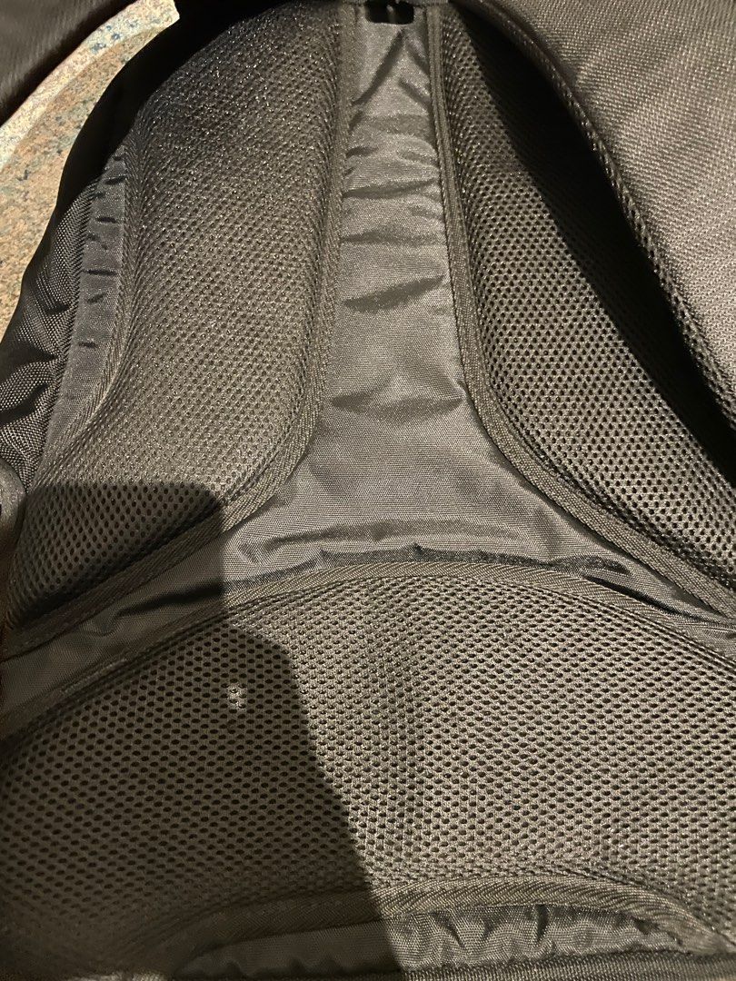 SAMSONITE Ikonn 24L Backpack, Fesyen Pria, Tas Dompet Ransel