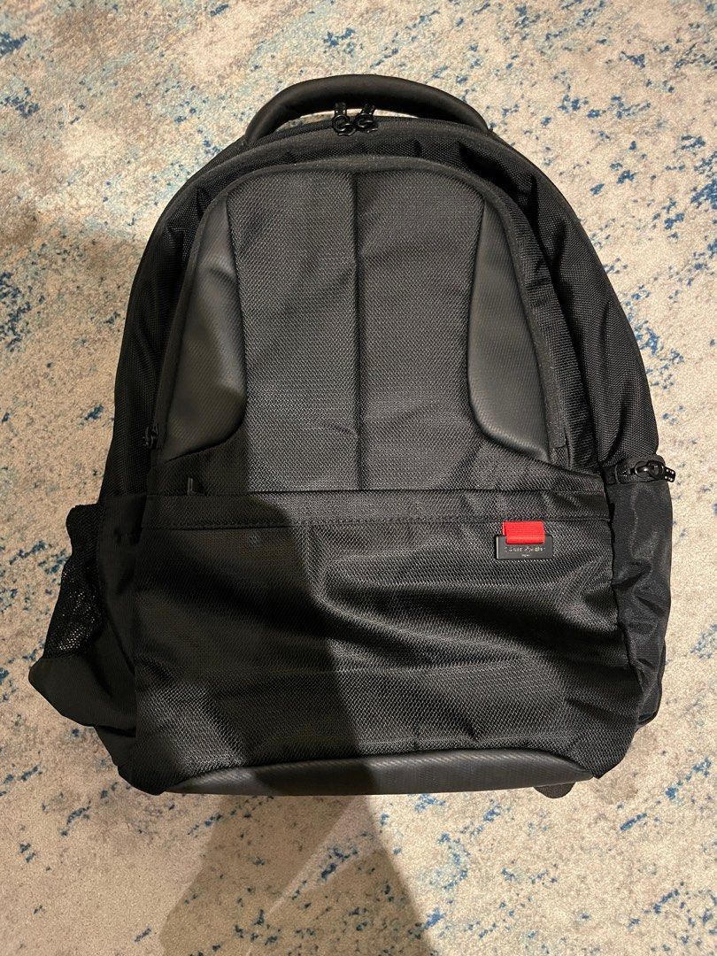SAMSONITE Ikonn 24L Backpack, Fesyen Pria, Tas Dompet Ransel
