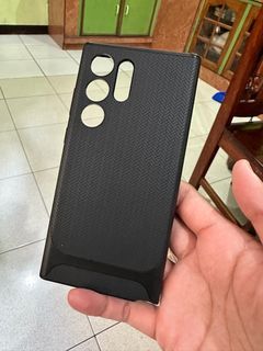 Samsung s23 ultra spigen case for sale