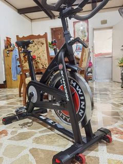 Schwinn IC7 IC3 Stationary Bike Spinning Spin Indoor Cycling Spinning with Monitor 800IC IC8 IC4 700IC
