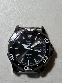 (Category: ) located in . Submitted by KCY_Timepieces (Listing ID 1301246827, Image 1). Description: .