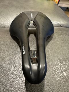 （分類：）位於 。 由 maxkkw 提交（商品編號 1301152205，圖片 1）。簡介： 。