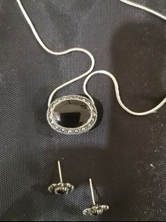 Sterling Silver w Marcasite & Black Onyx Pendant Earrings Set