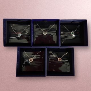 （分類：）位於 。 由 luxe.galore 提交（商品編號 1135801864，圖片 1）。簡介： 。