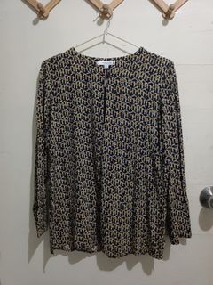Tommy Hilfiger long sleeve blouse