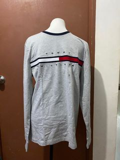 Tommy Hilfiger sweater  medium size