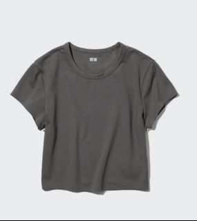 Uniqlo Airism Extra Soft Cropped Short Sleeve T-Shirt in Dark Gray