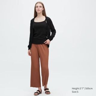 Uniqlo Pleated Straight Pants in brown
