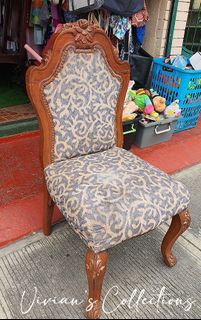 Vintage Wooden Chair Victorian Design Upholstered (SUPER SALE!)