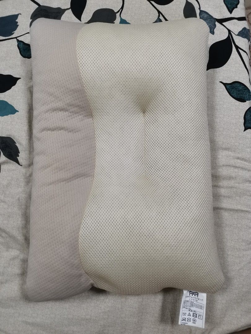 2 x Japanese Pipe Pillows