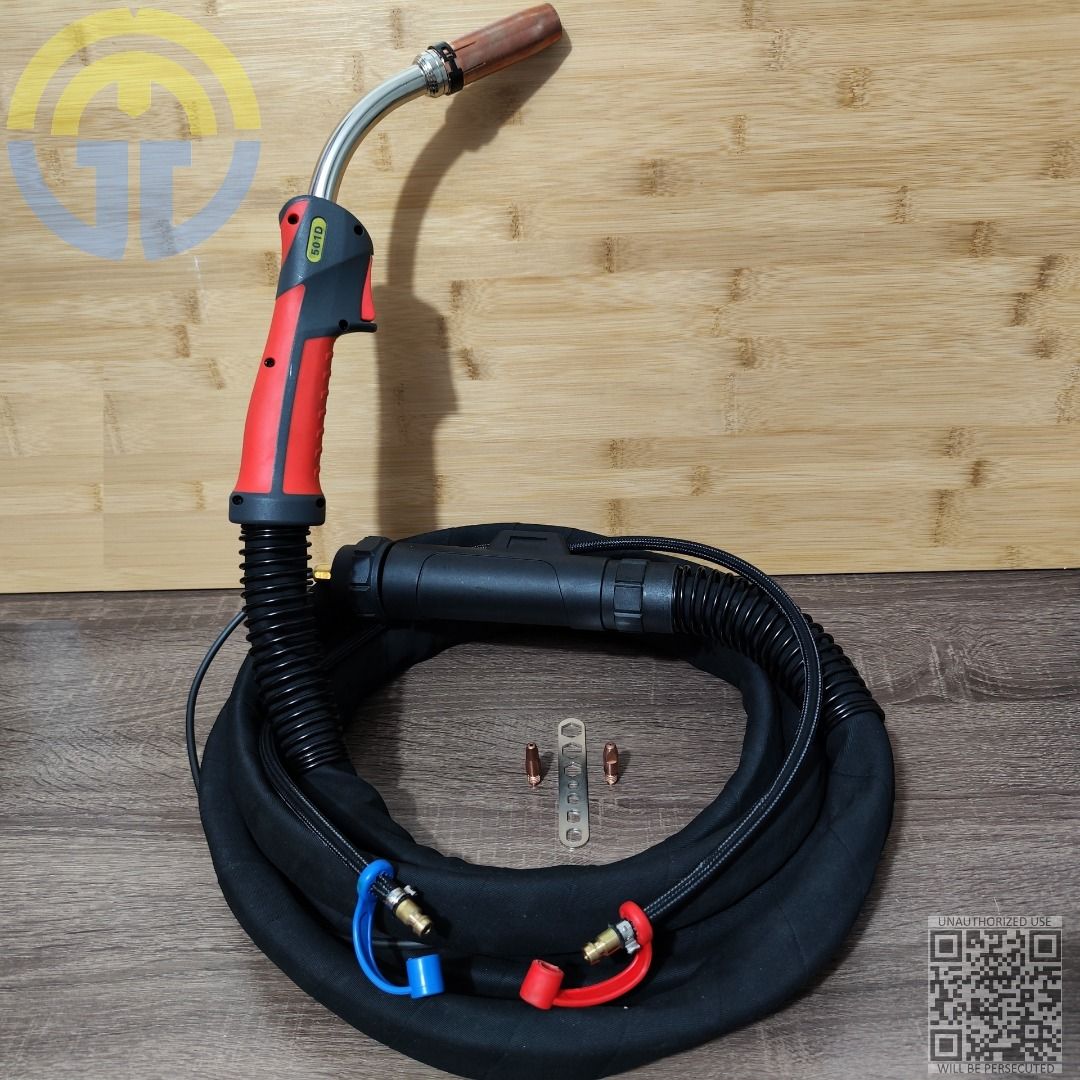 501D Water Cooled MIG Welding Torch 5M (Category: Construction Tools & Equipment) located in Mandaluyong City. Submitted by gavz6488 (Listing ID 1268244464, Image 3). Description: 501D Water Cooled MIG Welding Torch 5M Water cooled MIG Welding torch. Current rating is 500A and running at 60 percent duty cycle. Fits in 1.0 to 2.4 mm diameter wire spool. Imported from ISO and CE certified factory who also supply parts to American, European and Japa