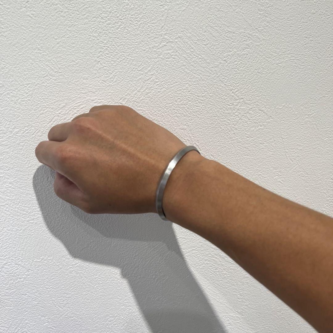 Acne Studios x ALL BLUES 手鐲, 他的時尚, 手錶及配件, 珠寶在旋轉拍賣