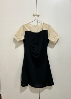 Black Puff Sleeves Slit Dress