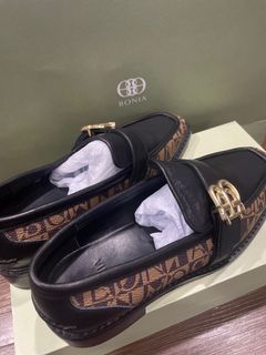 (Category: ) located in . Submitted by preloved_syda (Listing ID 1304342265, Image 1). Description: .